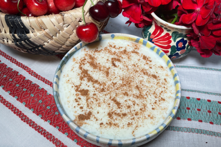 Cel mai gustos orez cu lapte pentru Mosii de vara